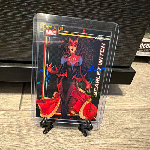 Topps chrome marvel scarlet - topps,